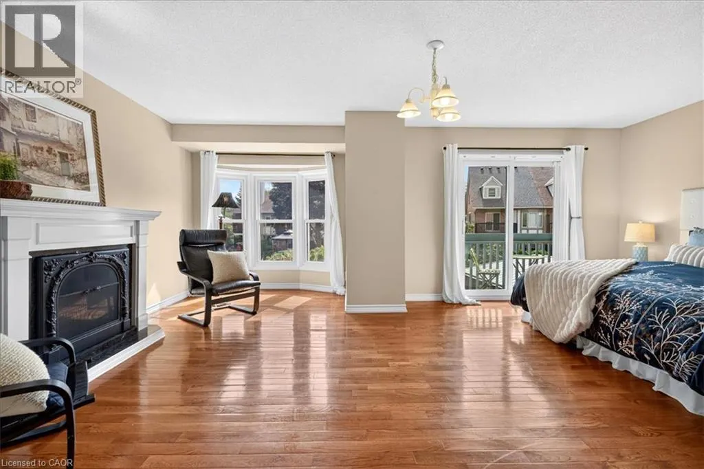 52 SUNVALE Place