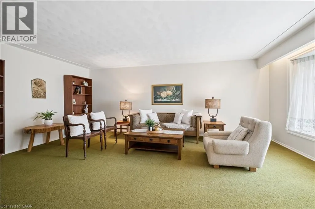 142 CARSON Drive