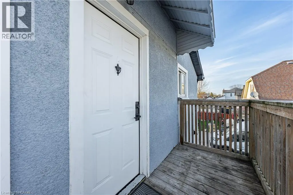 56 DECEW Street