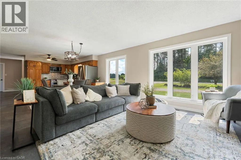 553 NORFOLK COUNTY ROAD 21