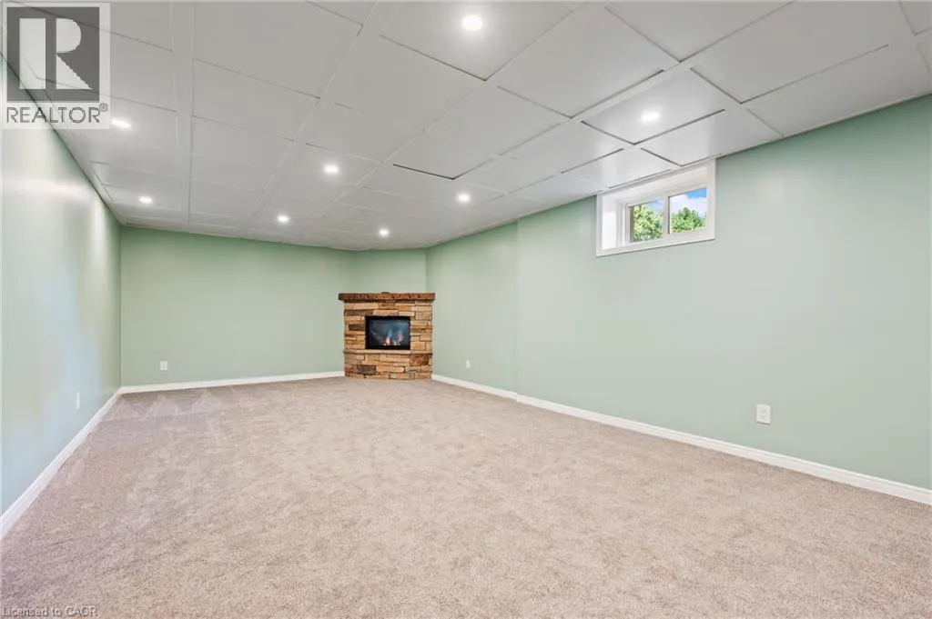553 NORFOLK COUNTY ROAD 21
