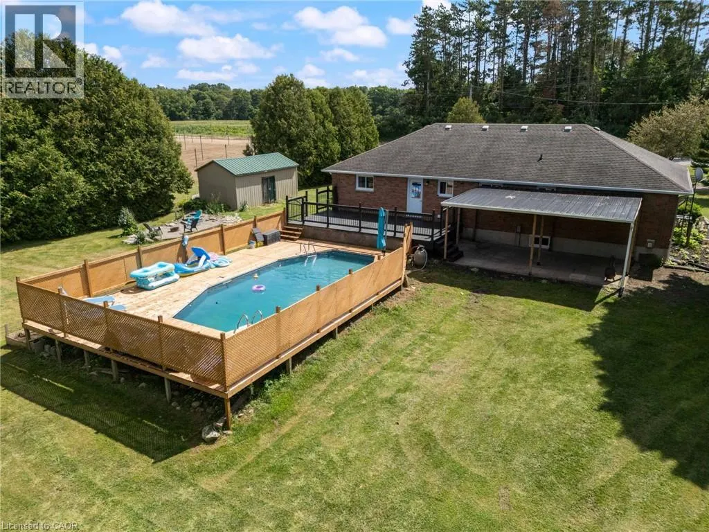 553 NORFOLK COUNTY ROAD 21