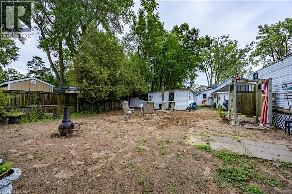 2 BEACH Avenue