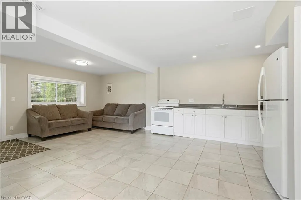 11404 LAKESHORE Road Unit# Lower #Lower