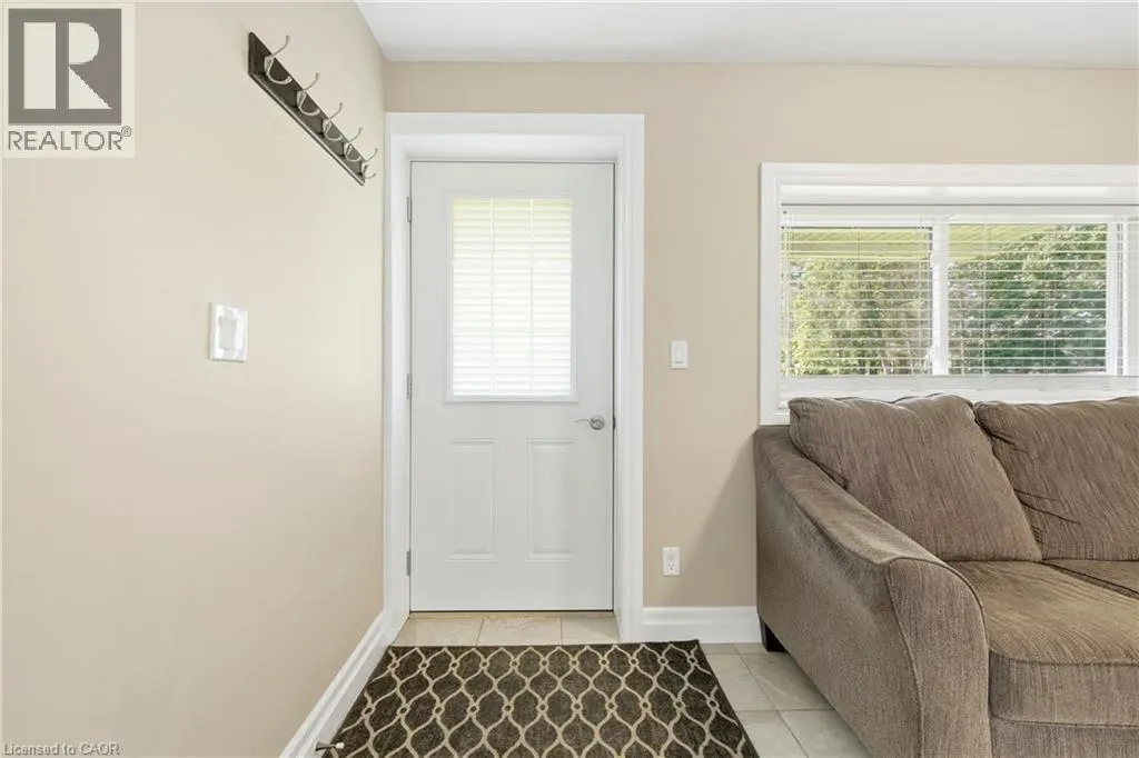 11404 LAKESHORE Road Unit# Lower #Lower