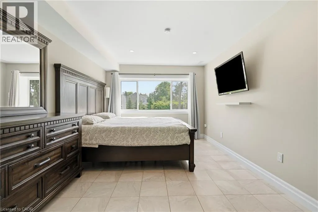 11404 LAKESHORE Road Unit# Lower #Lower
