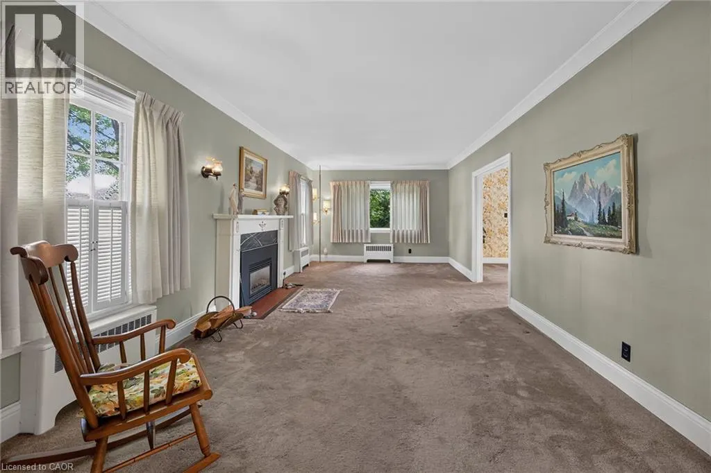 48 GARNER Road W