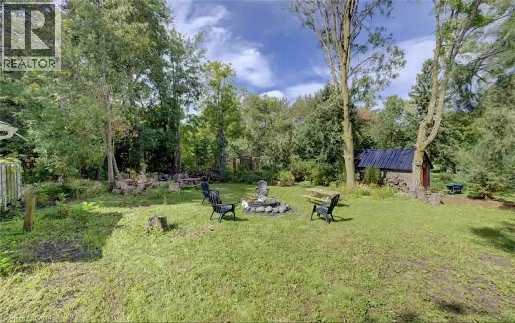 3762 NAFZIGER Road