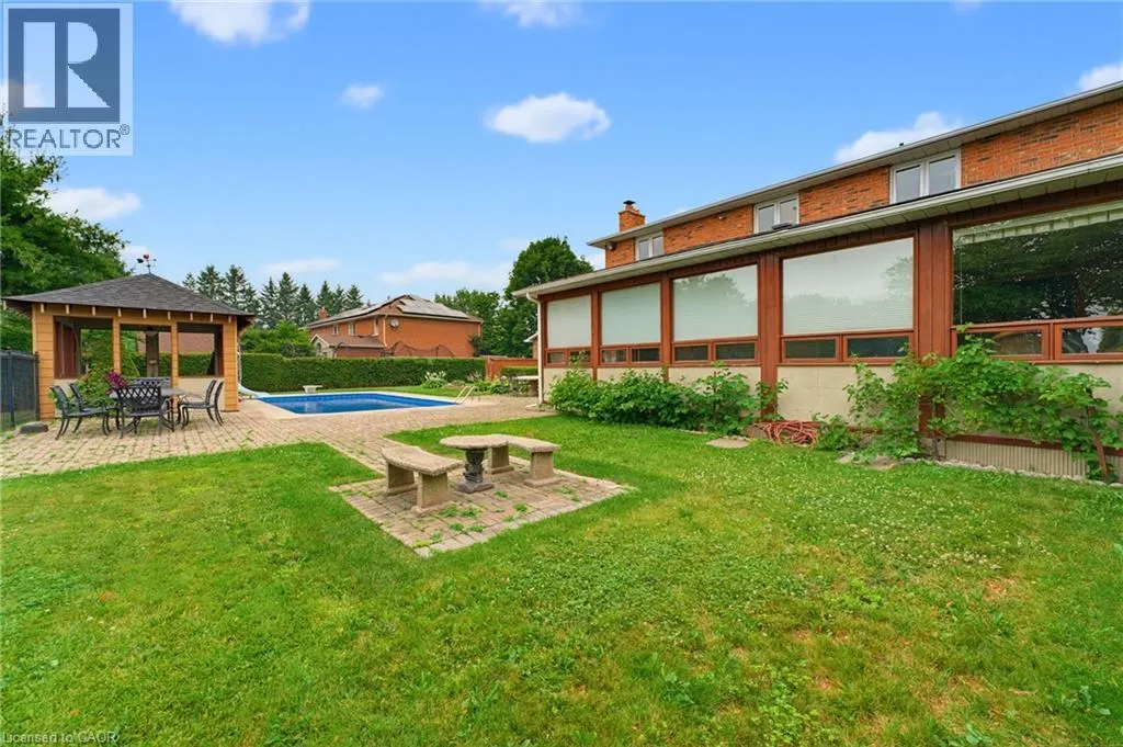 348 SHAVER Road