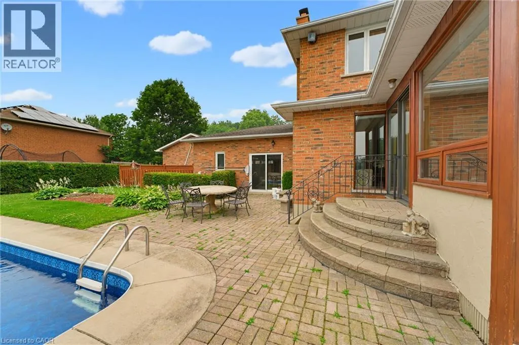 348 SHAVER Road