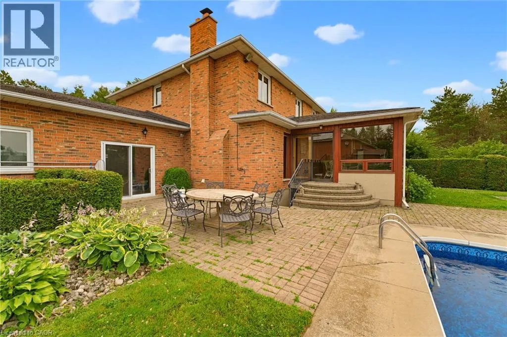 348 SHAVER Road