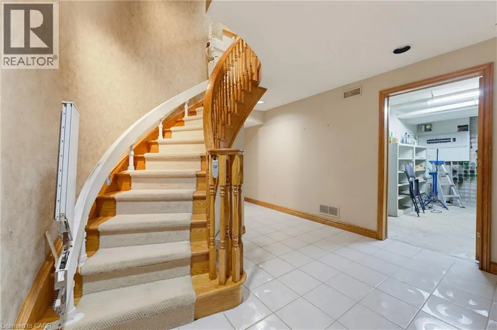 348 SHAVER Road