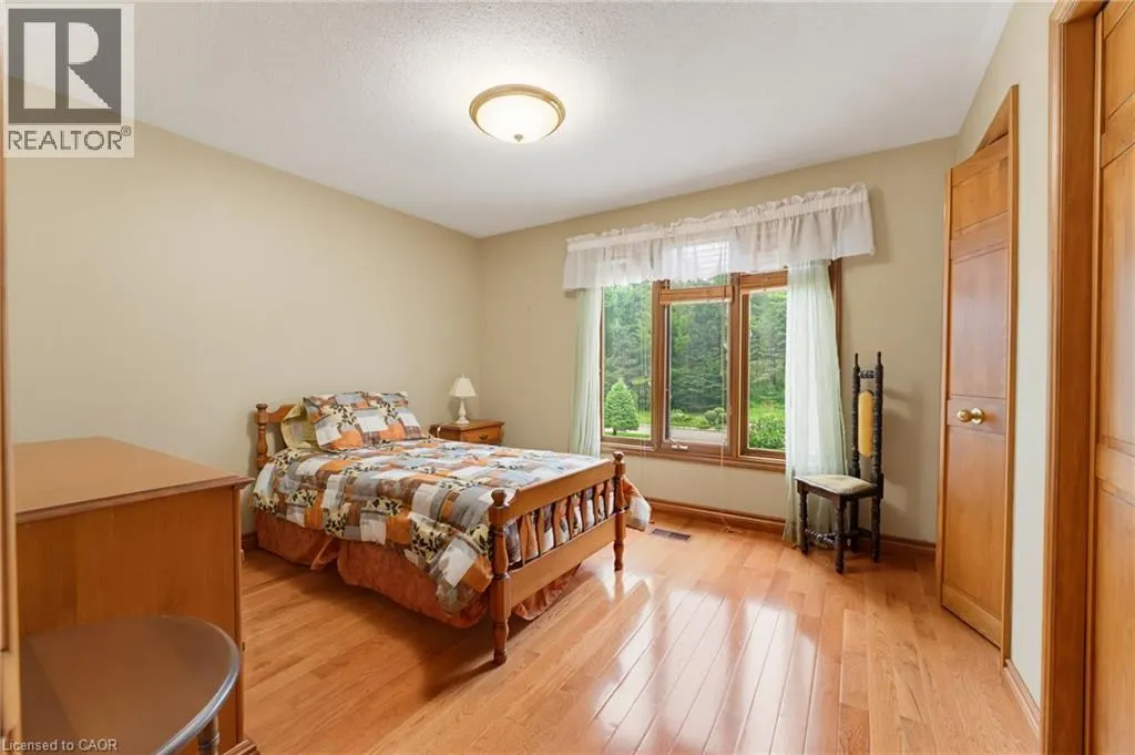 348 SHAVER Road