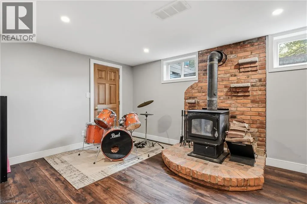 670 THOMPSON Road