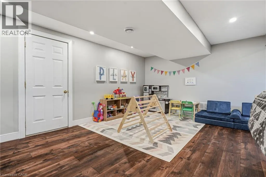 670 THOMPSON Road