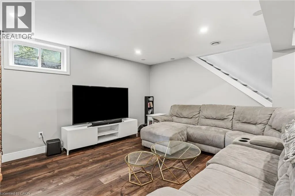 670 THOMPSON Road