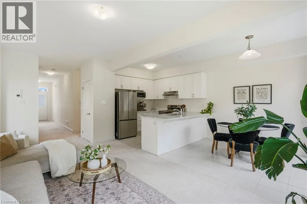 305 GARNER Road W Unit# 68 #68