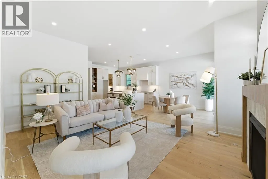 15 OAKLEY Drive