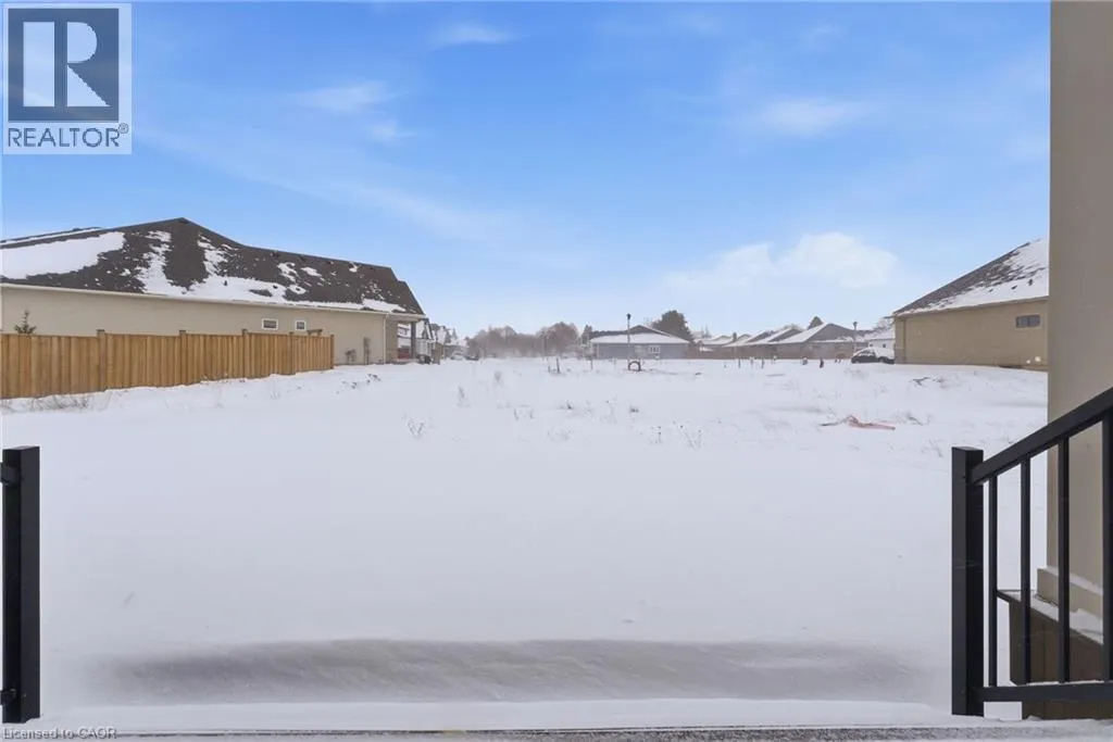 15 OAKLEY Drive