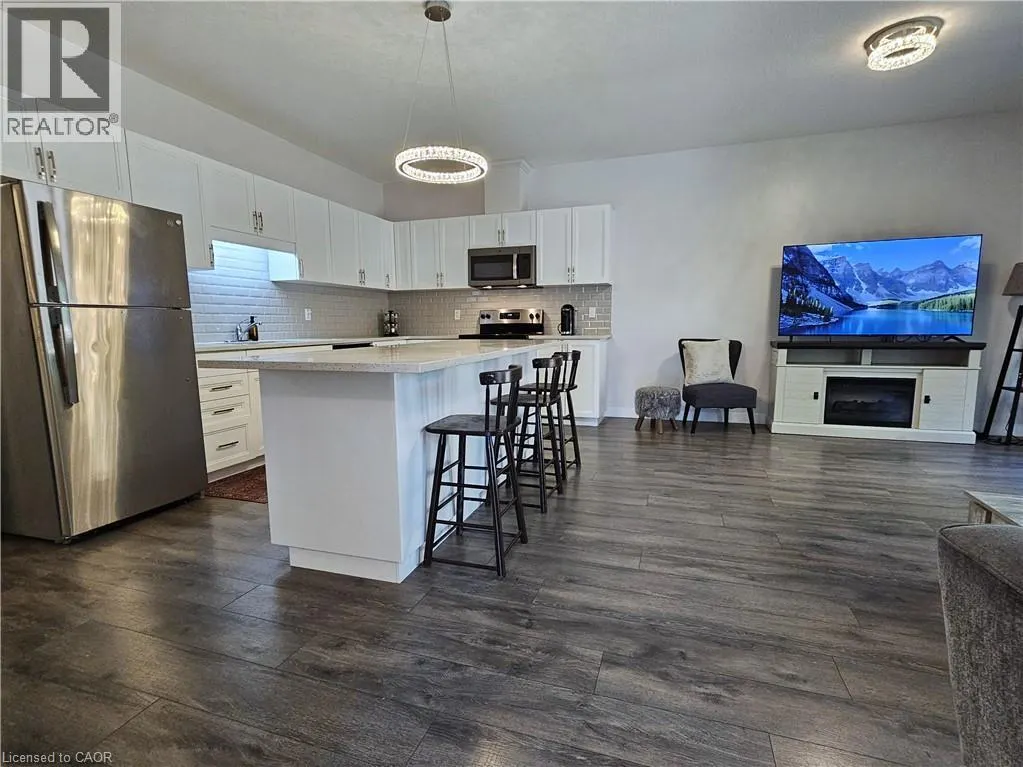 16 BROOKFIELD Lane