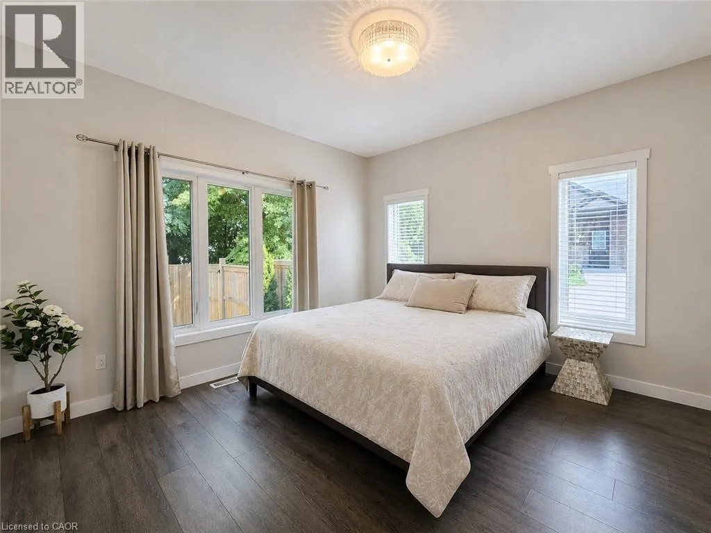 16 BROOKFIELD Lane