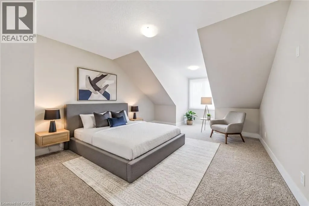 744 NELSON Street W Unit# 10 #10