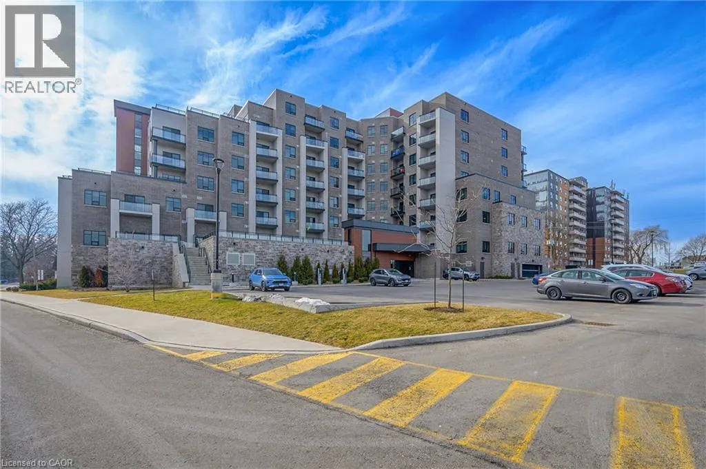 30 HAMILTON Street S Unit# 313 #313