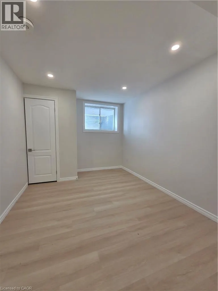 41 QUEENSGATE Crescent Unit# BSMT #BSMT