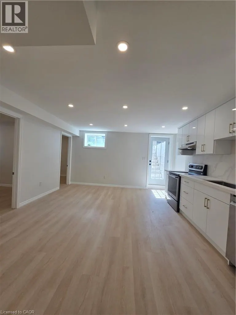 41 QUEENSGATE Crescent Unit# BSMT #BSMT
