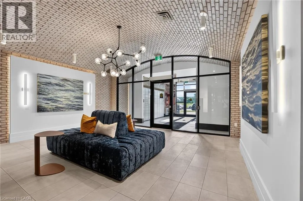 461 GREEN Road Unit# 205 #205