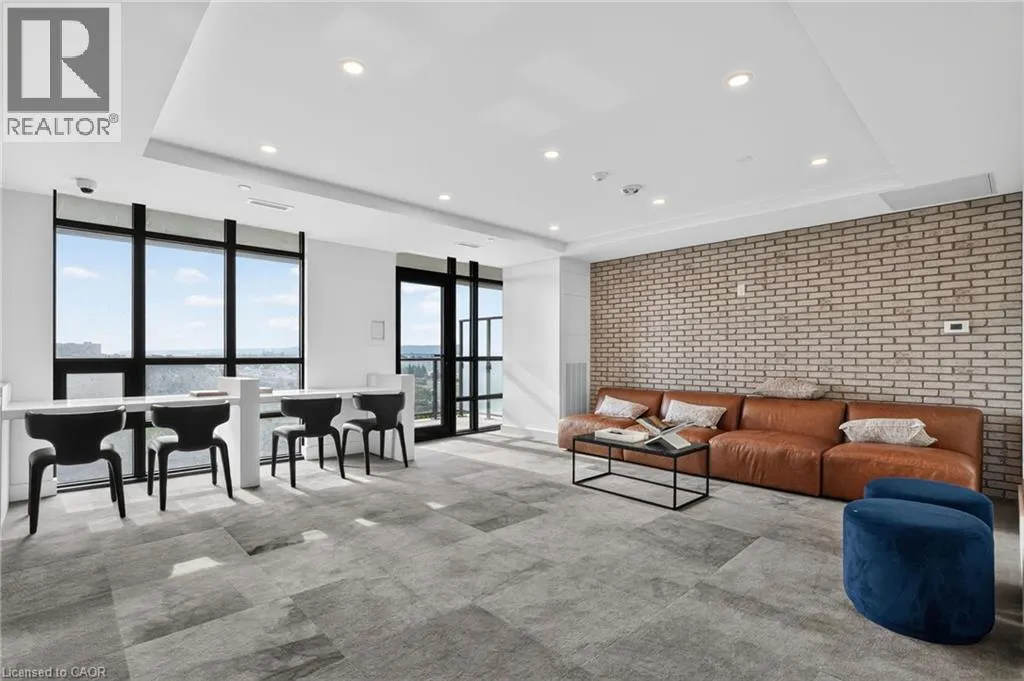 461 GREEN Road Unit# 205 #205