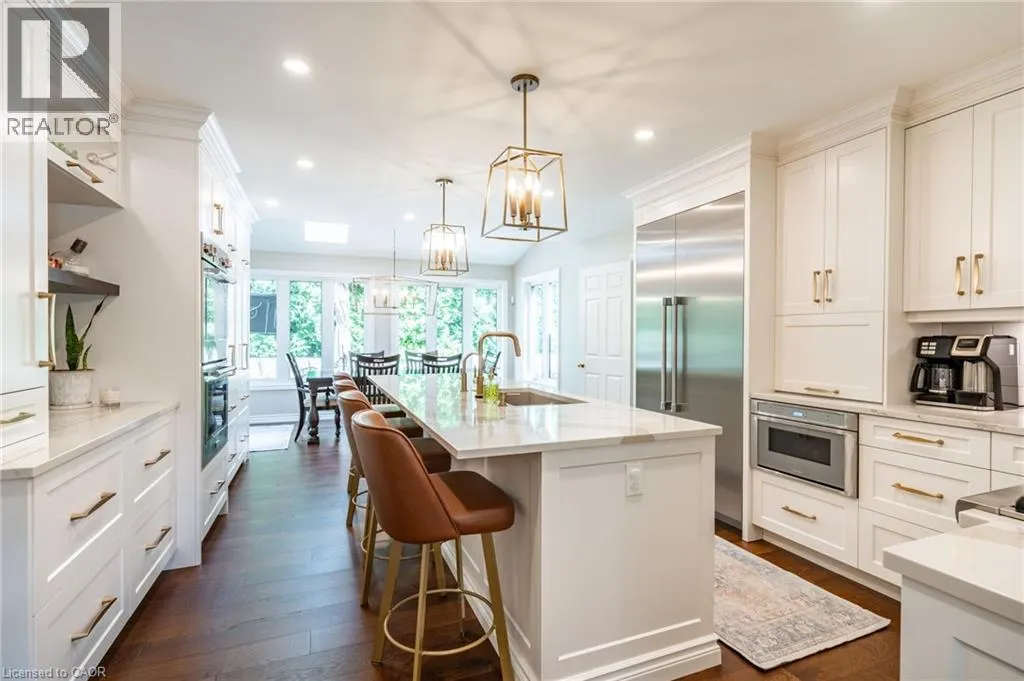 45 PEPPERTREE Crescent