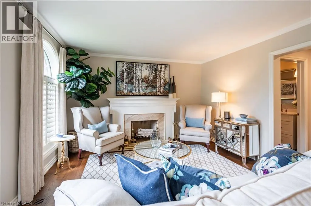 45 PEPPERTREE Crescent