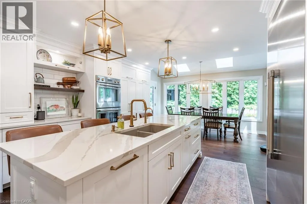 45 PEPPERTREE Crescent
