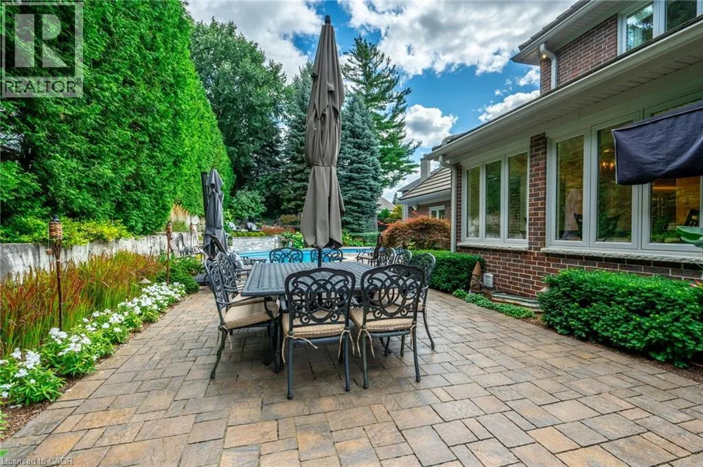 45 PEPPERTREE Crescent