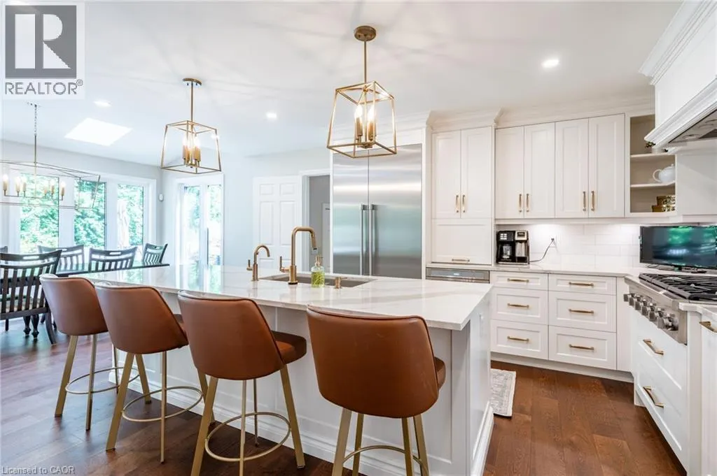 45 PEPPERTREE Crescent