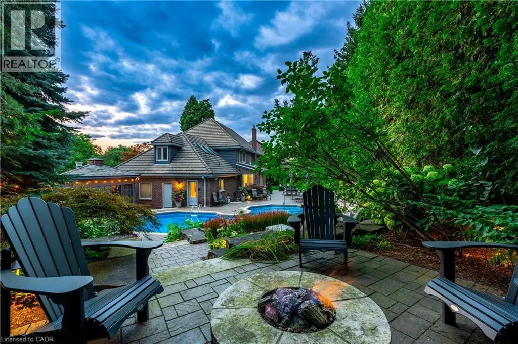 45 PEPPERTREE Crescent