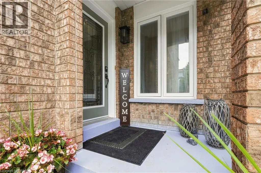 11 WAKEFIELD Lane