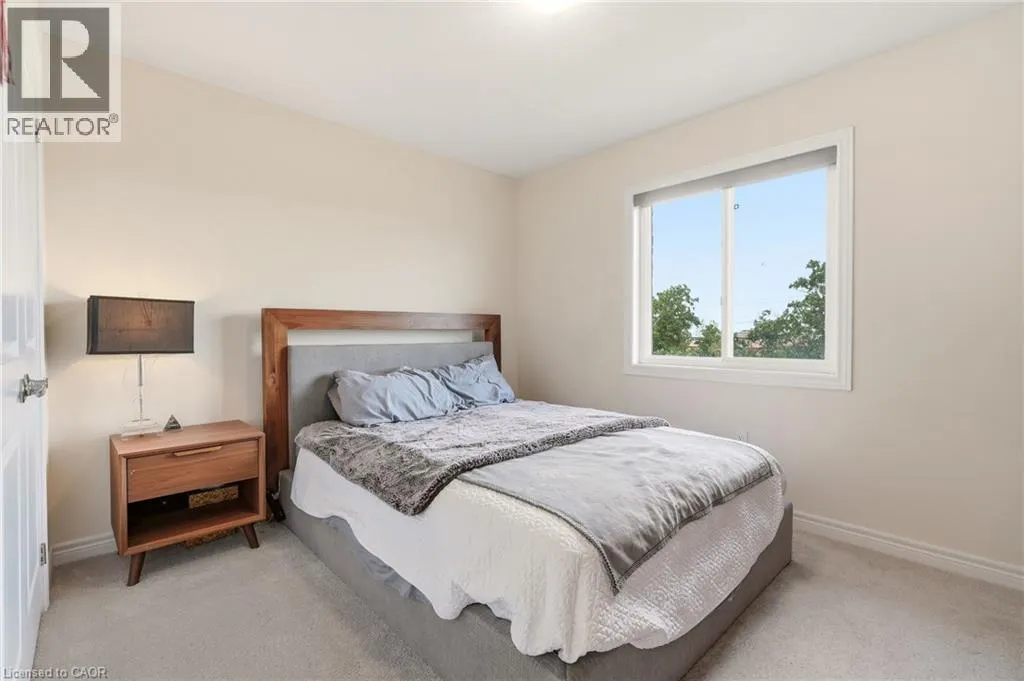 67 PINOT Crescent