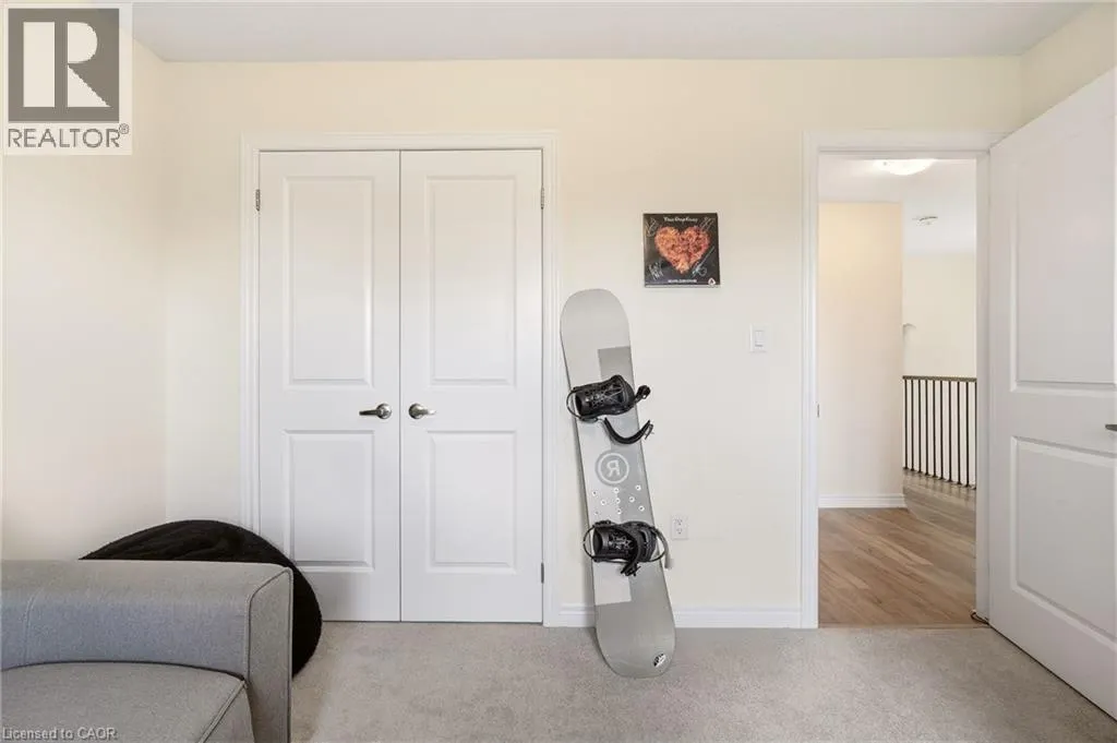 67 PINOT Crescent