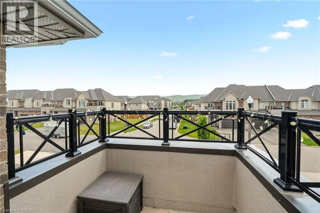 67 PINOT Crescent