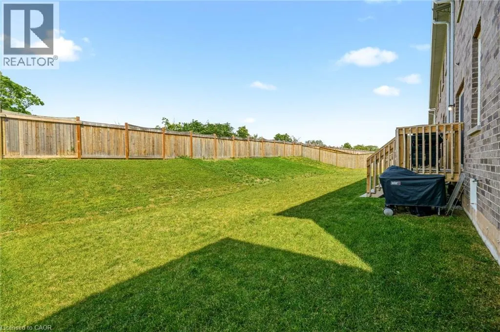67 PINOT Crescent