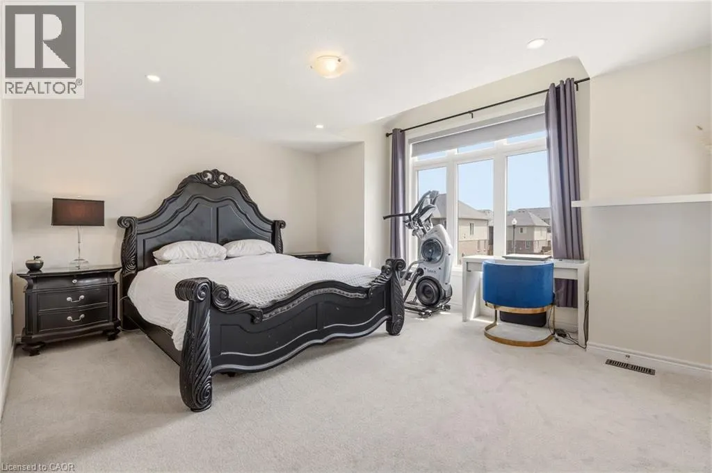 67 PINOT Crescent