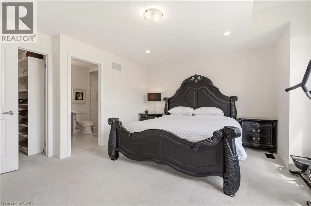 67 PINOT Crescent