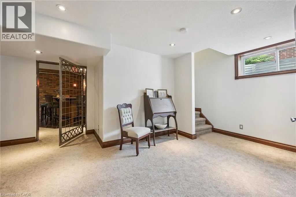 45 WELWOOD Avenue