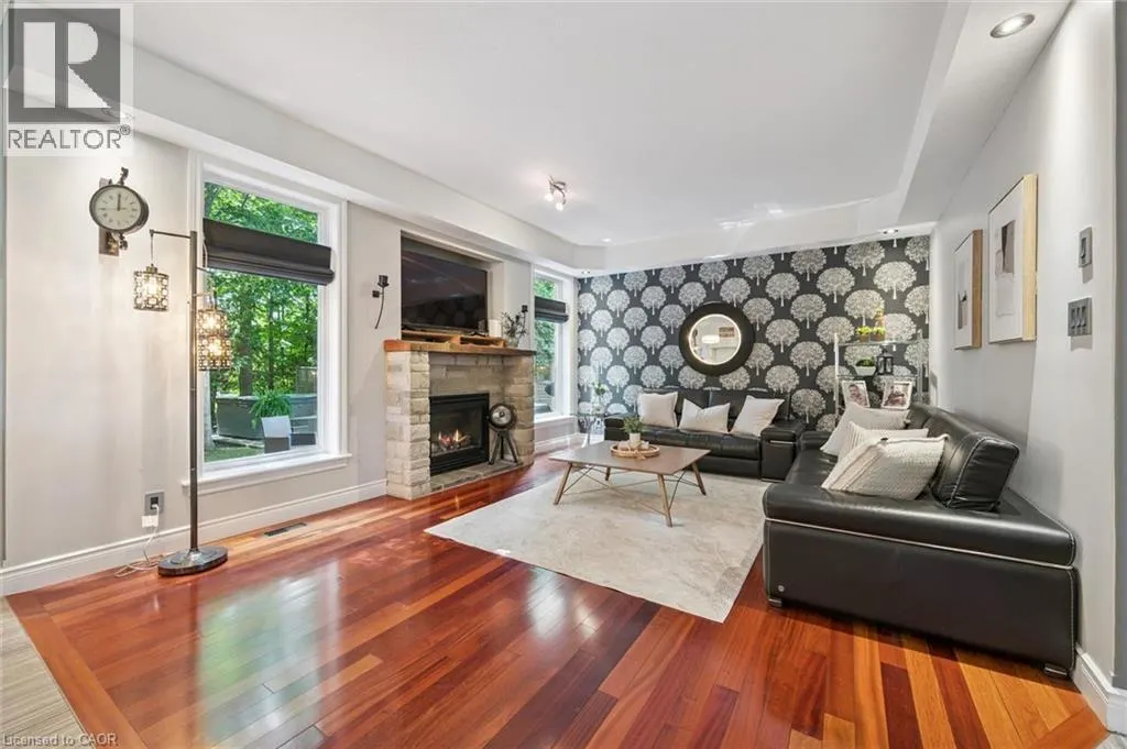 45 WELWOOD Avenue