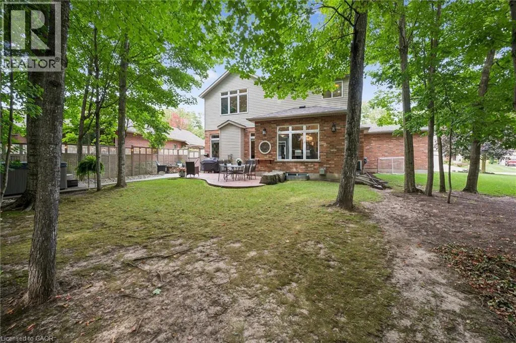 45 WELWOOD Avenue