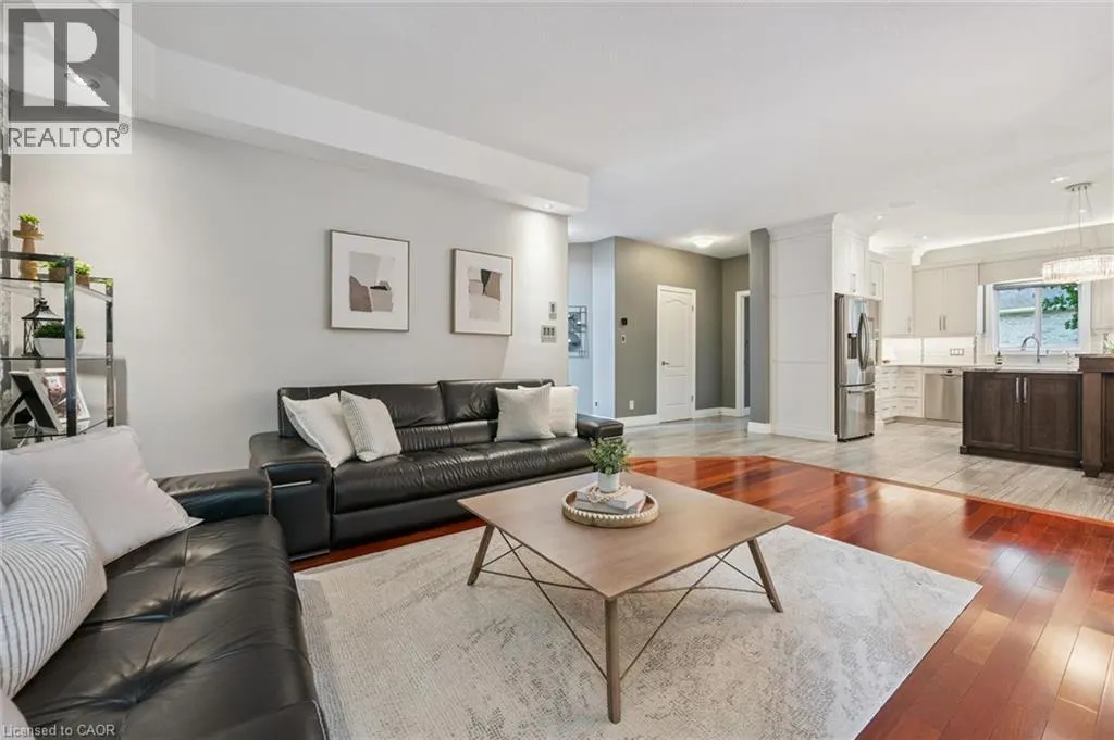 45 WELWOOD Avenue