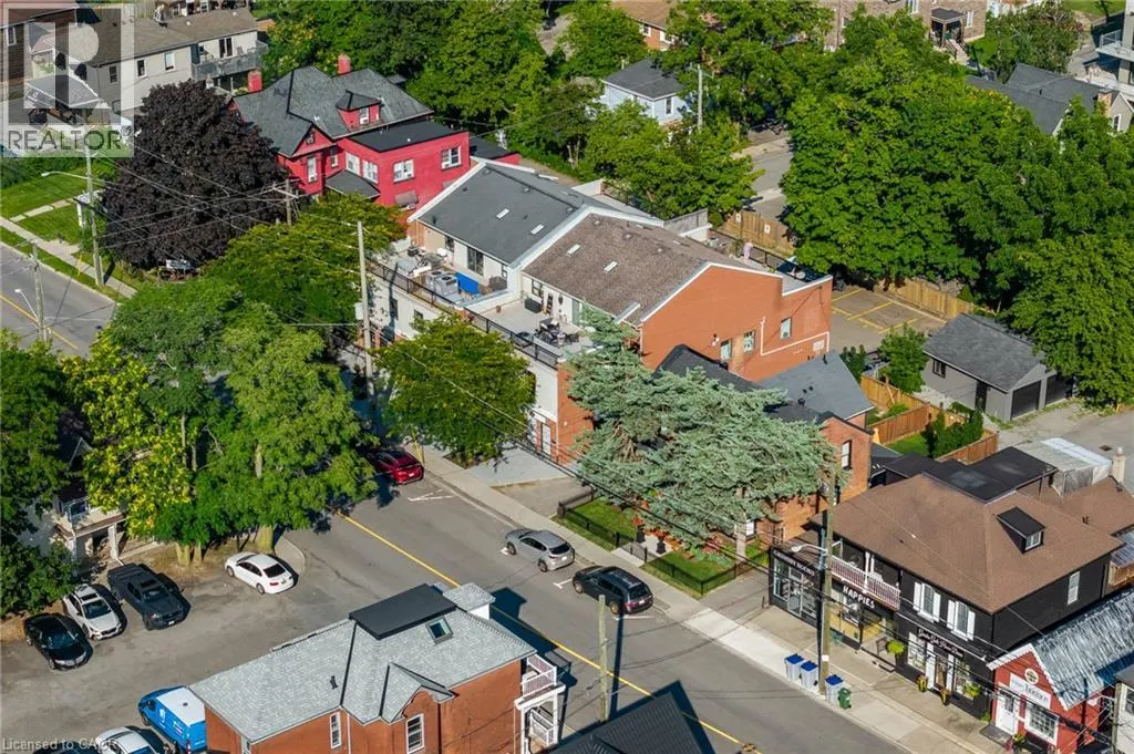 12 ONTARIO Street