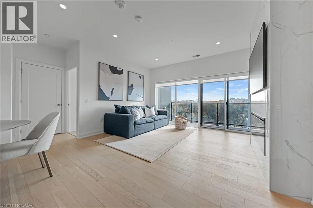 71 WYNDHAM Street S Unit# 601 #601